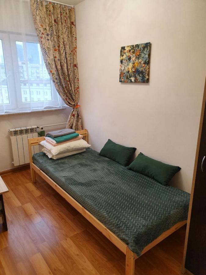 4 Rooms Solidarnosci Варшава Экстерьер фото