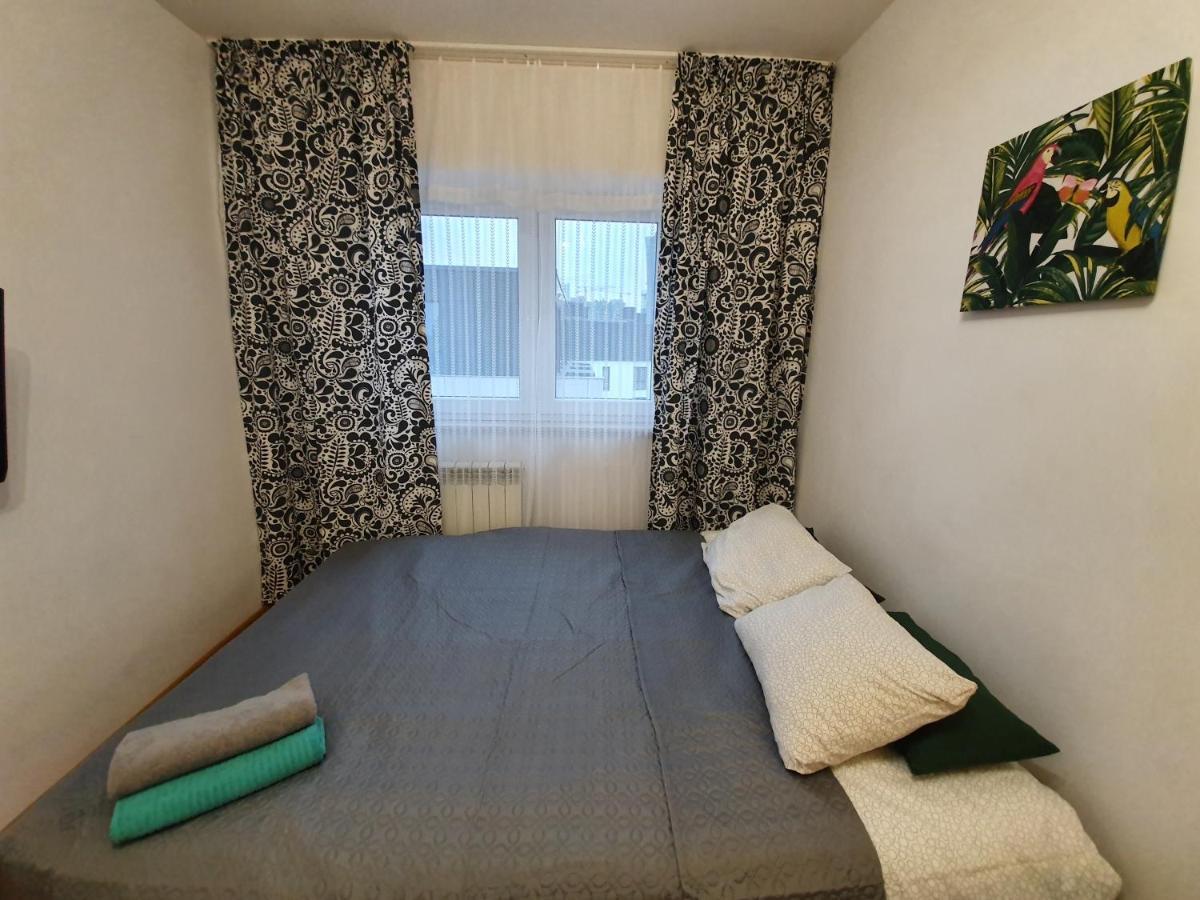 4 Rooms Solidarnosci Варшава Экстерьер фото